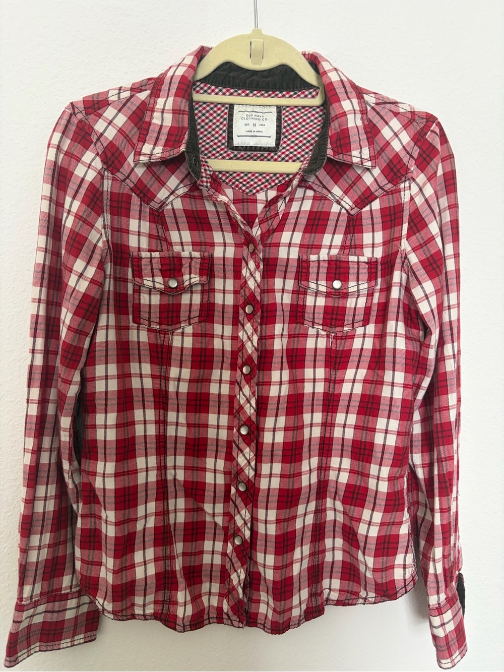 Vintage Old Navy Red, White, and Brown Plaid Button-Down Shirt w/ Velvety Detail